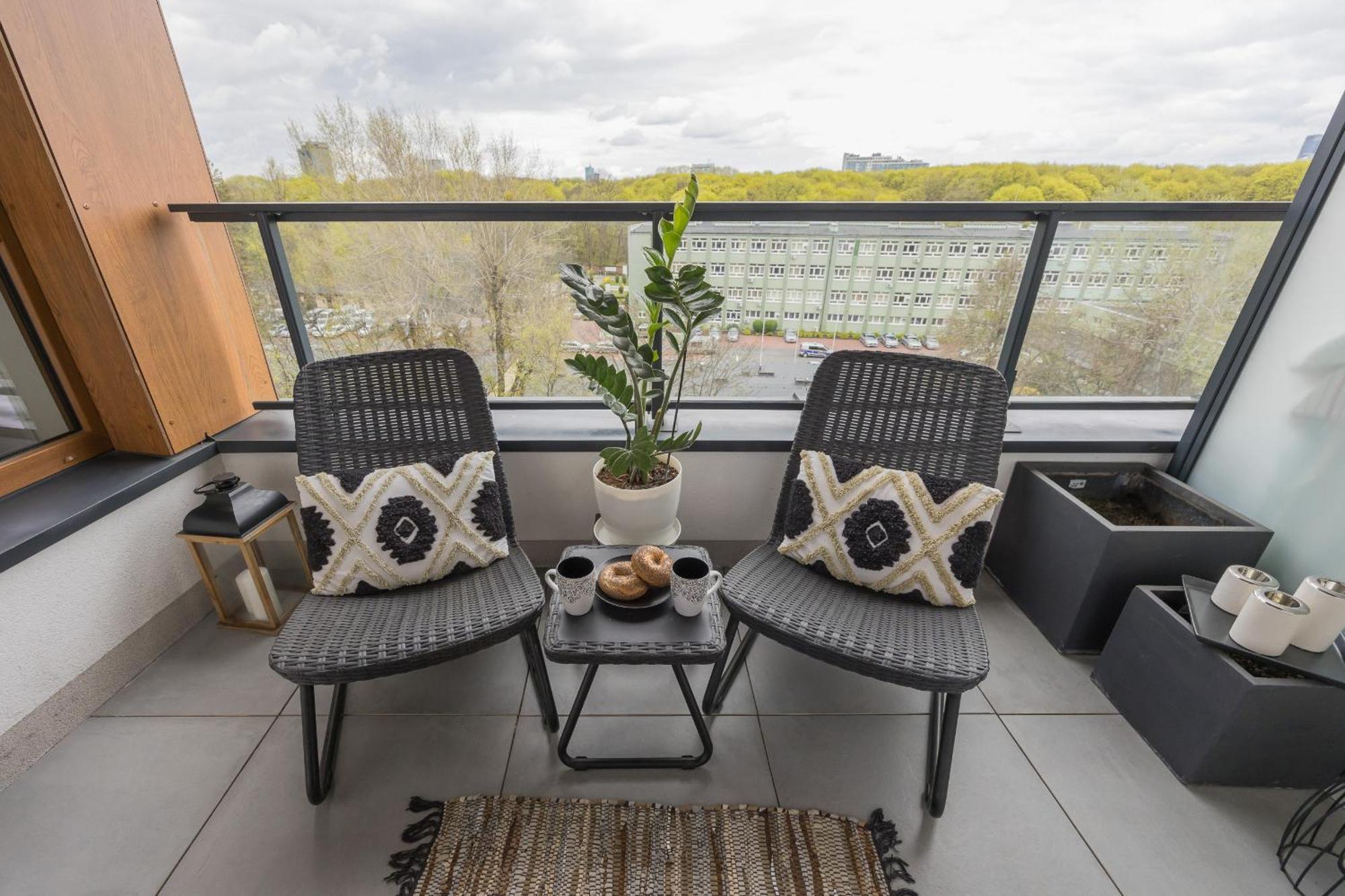 Apartment With Balcony & Parking In Warsaw By Noclegi Renters Exterior foto